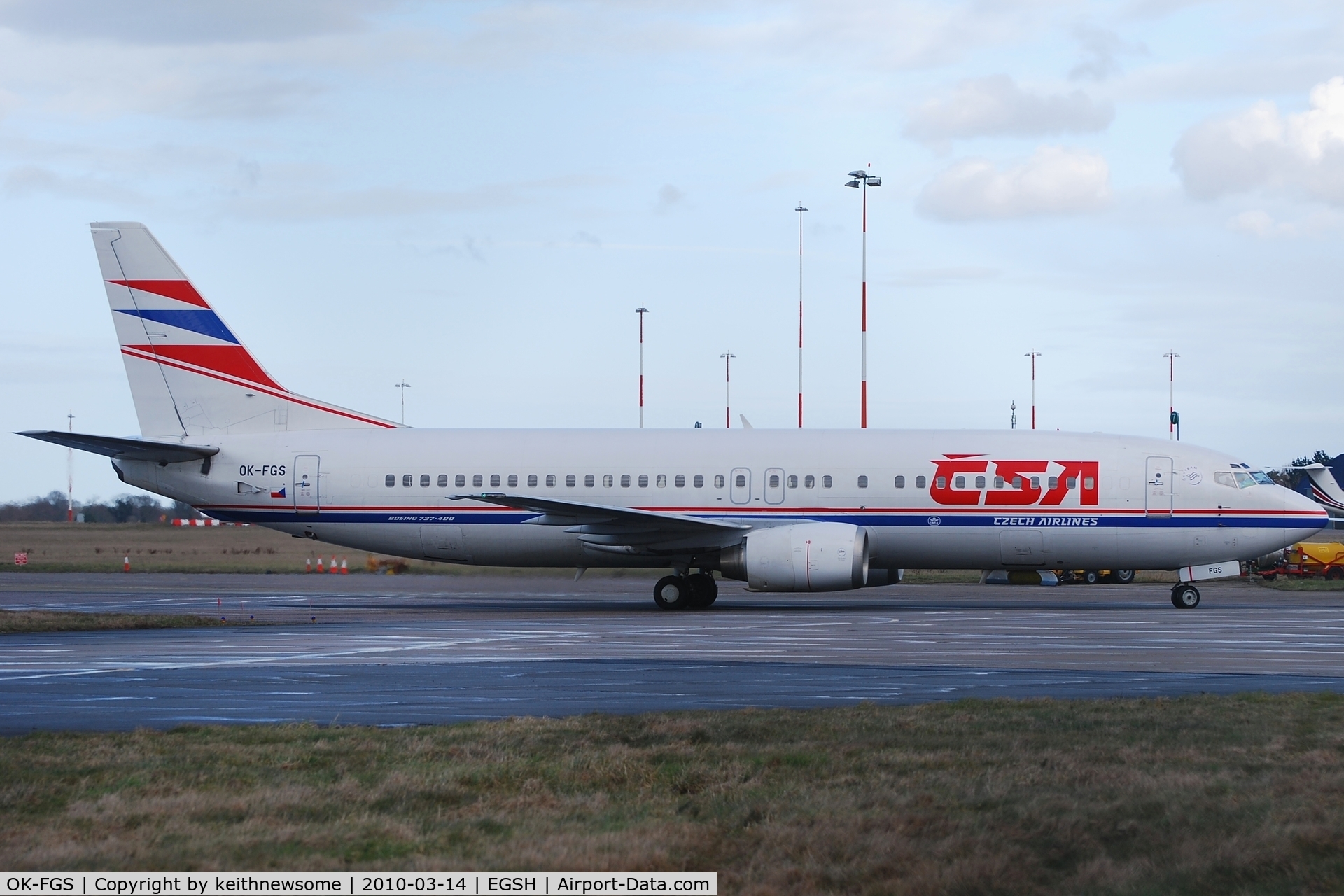 OK-FGS, 2000 Boeing 737-45S C/N 28478, Arriving for 'end of lease' paintwork !