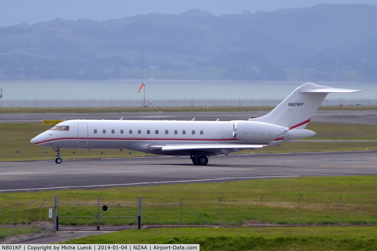 N801KF, 2000 Bombardier BD-700-1A10 Global Express C/N 9073, At Auckland