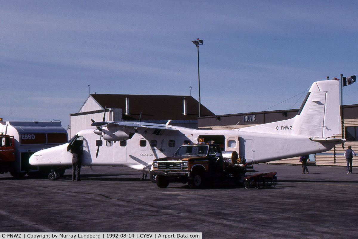 C-FNWZ, 1986 Dornier 228-202 C/N 8109, Loading at the Inuvik, NWT terminal.