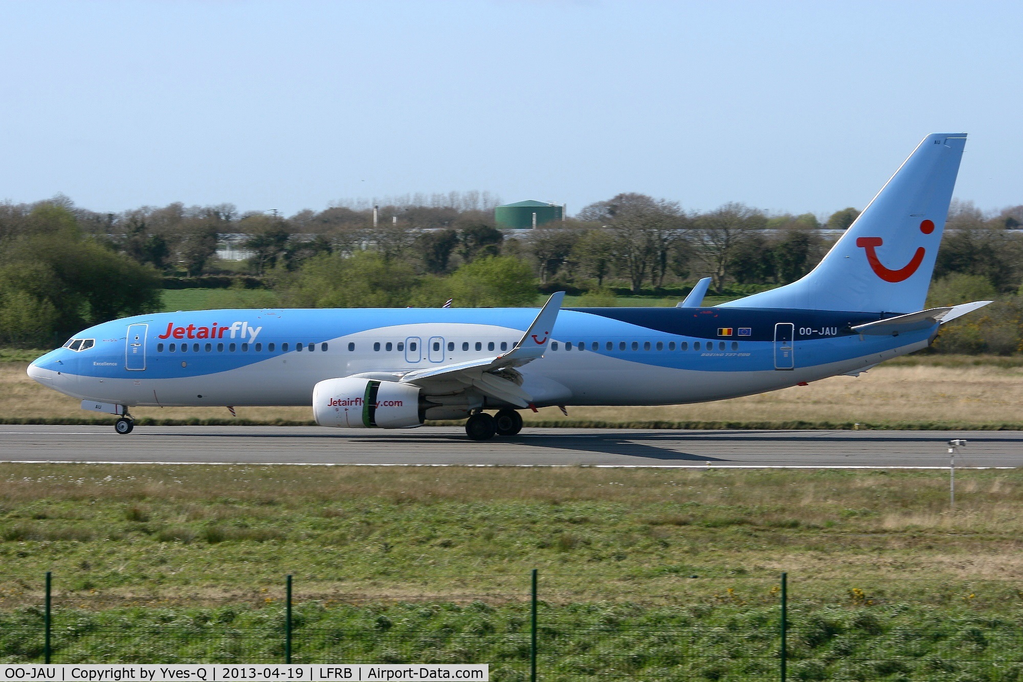 OO-JAU, 2013 Boeing 737-8K5 C/N 37250, Boeing 737-8K5, Landing Rwy 7R, Brest-Bretagne Airport (LFRB-BES)