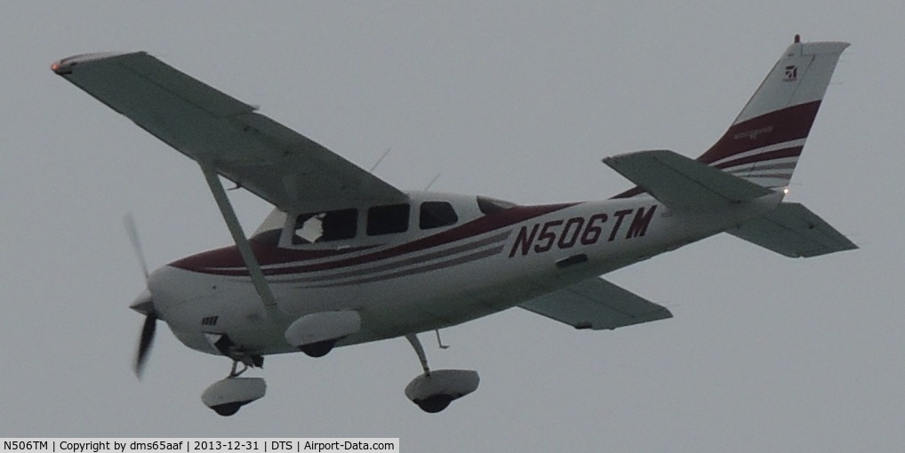 N506TM, 2005 Cessna T206H Turbo Stationair C/N T20608585, Flying into DTS