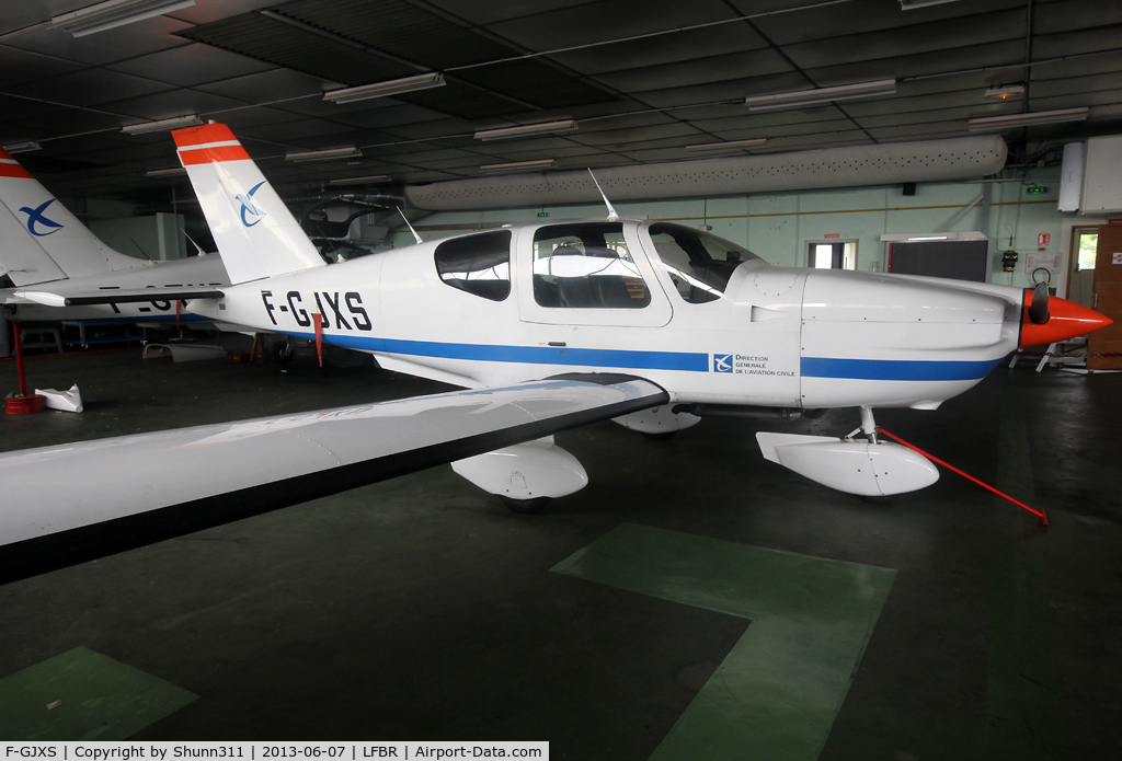 F-GJXS, Socata TB-10 Tobago C/N 1432, Hangared during Muret Airshow 2013