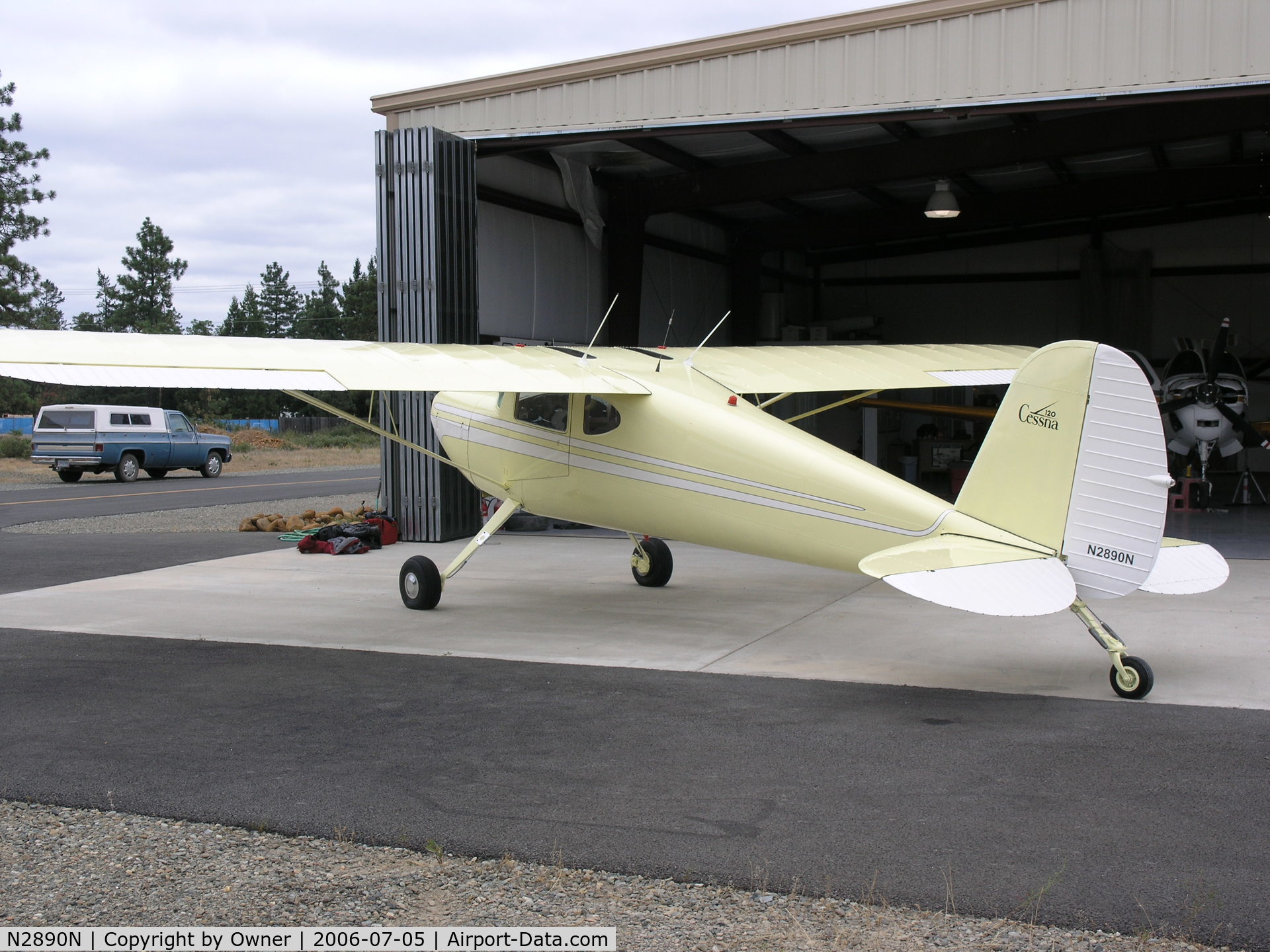 N2890N, 1947 Cessna 120 C/N 13151, N2890N