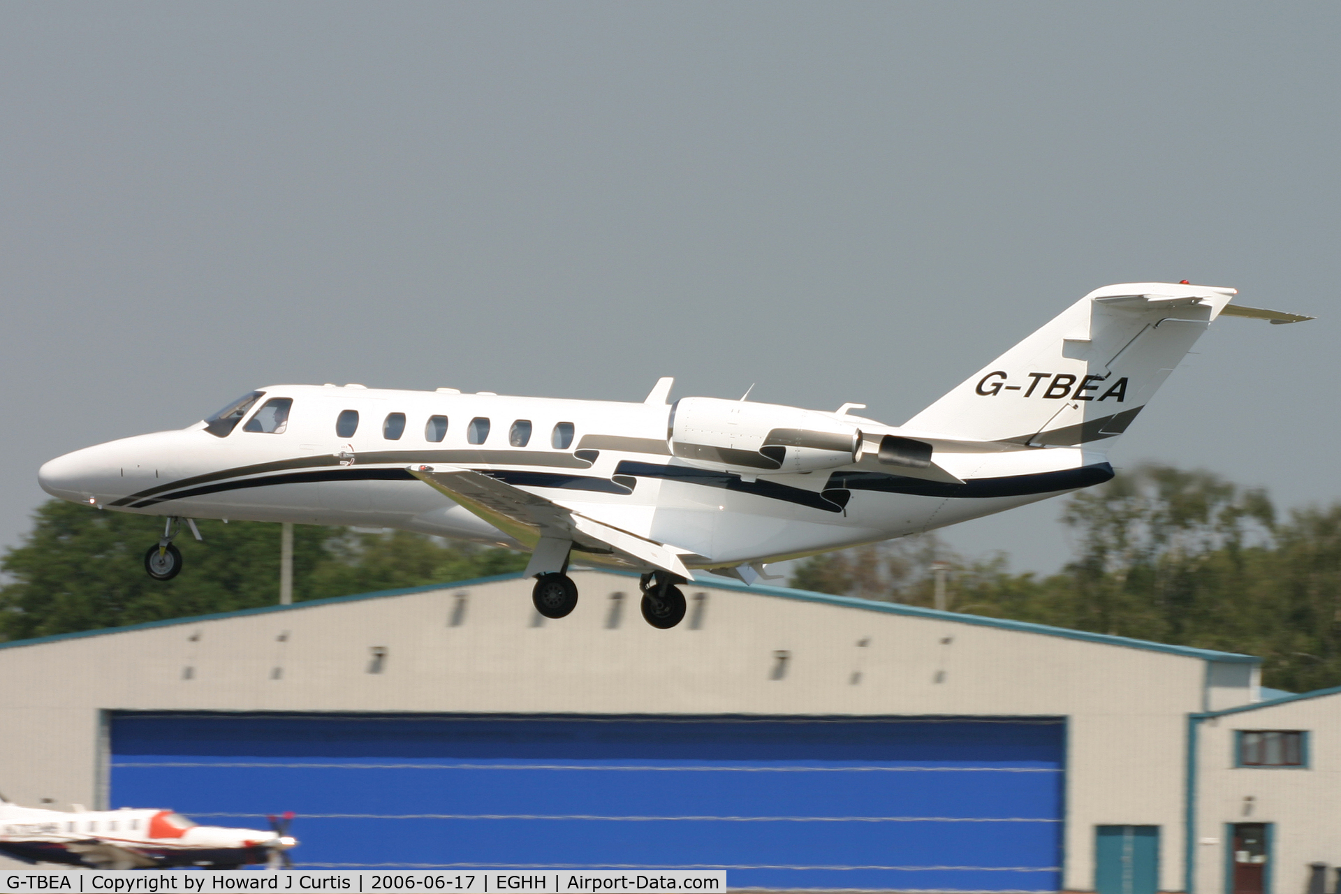 G-TBEA, 2003 Cessna 525A CitationJet CJ2 C/N 525A-0191, About to touch down on runway 26.