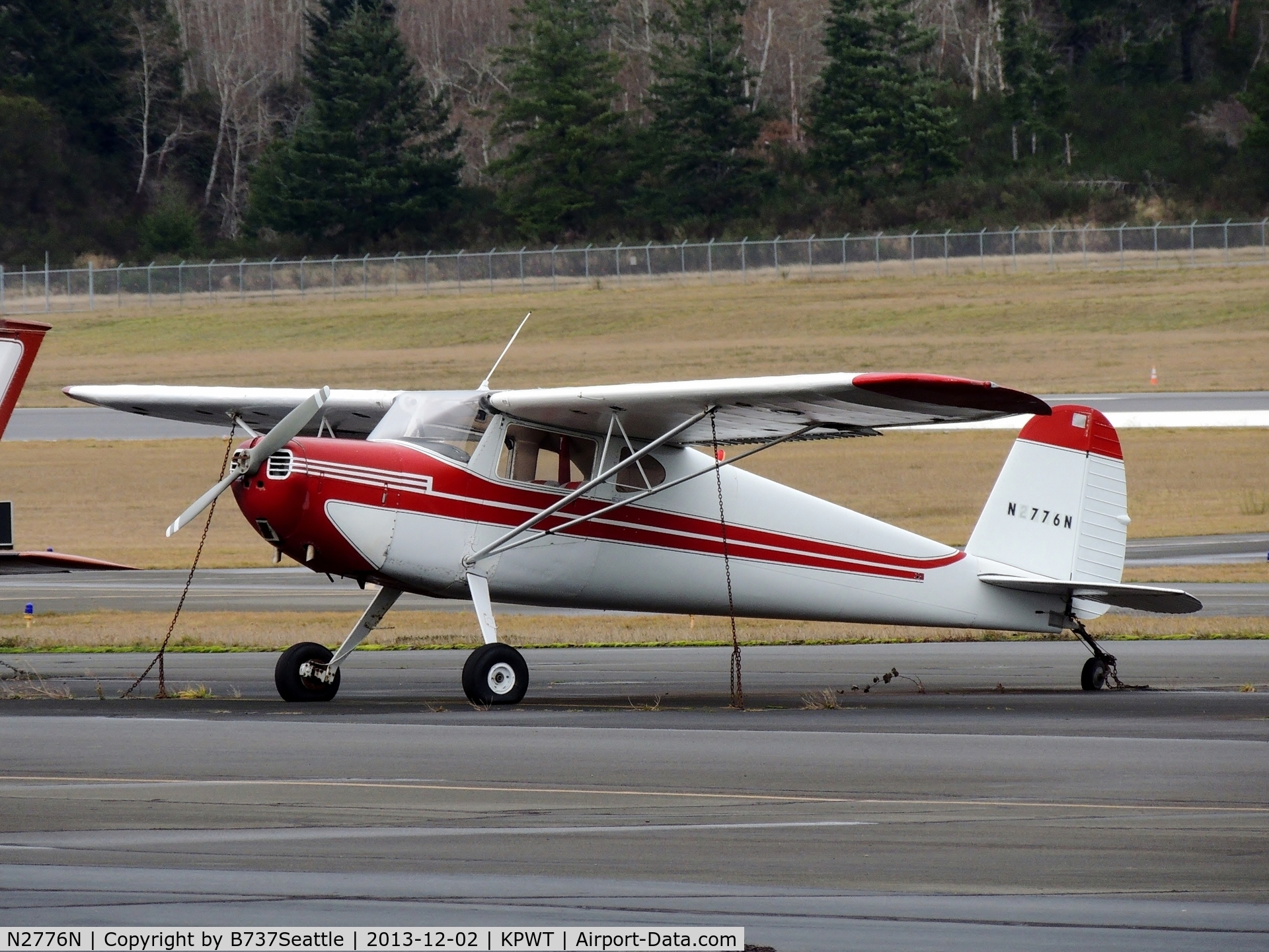 N2776N, 1947 Cessna 140 C/N 13037, Bremerton National.