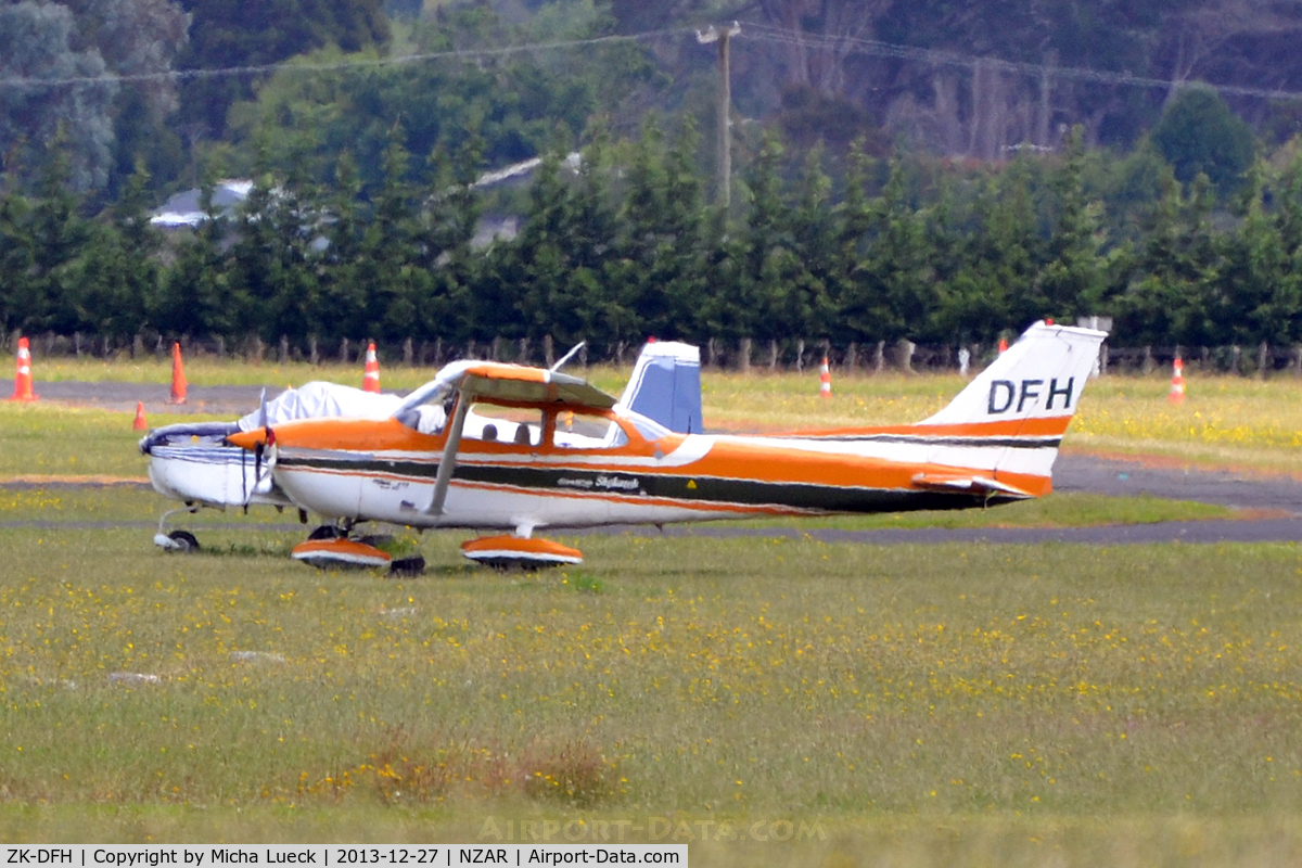 ZK-DFH, Cessna 172L C/N 17260092, At Ardmore