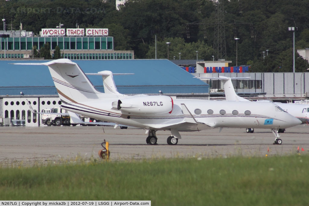 N267LG, 1995 Gulfstream Aerospace G-IV C/N 1266, Parked