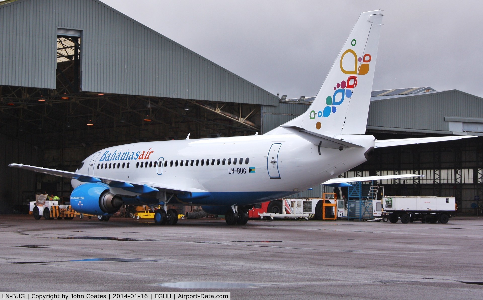 LN-BUG, 1997 Boeing 737-505 C/N 27631, Entering workshop after repaint and prior delivery via Oslo.