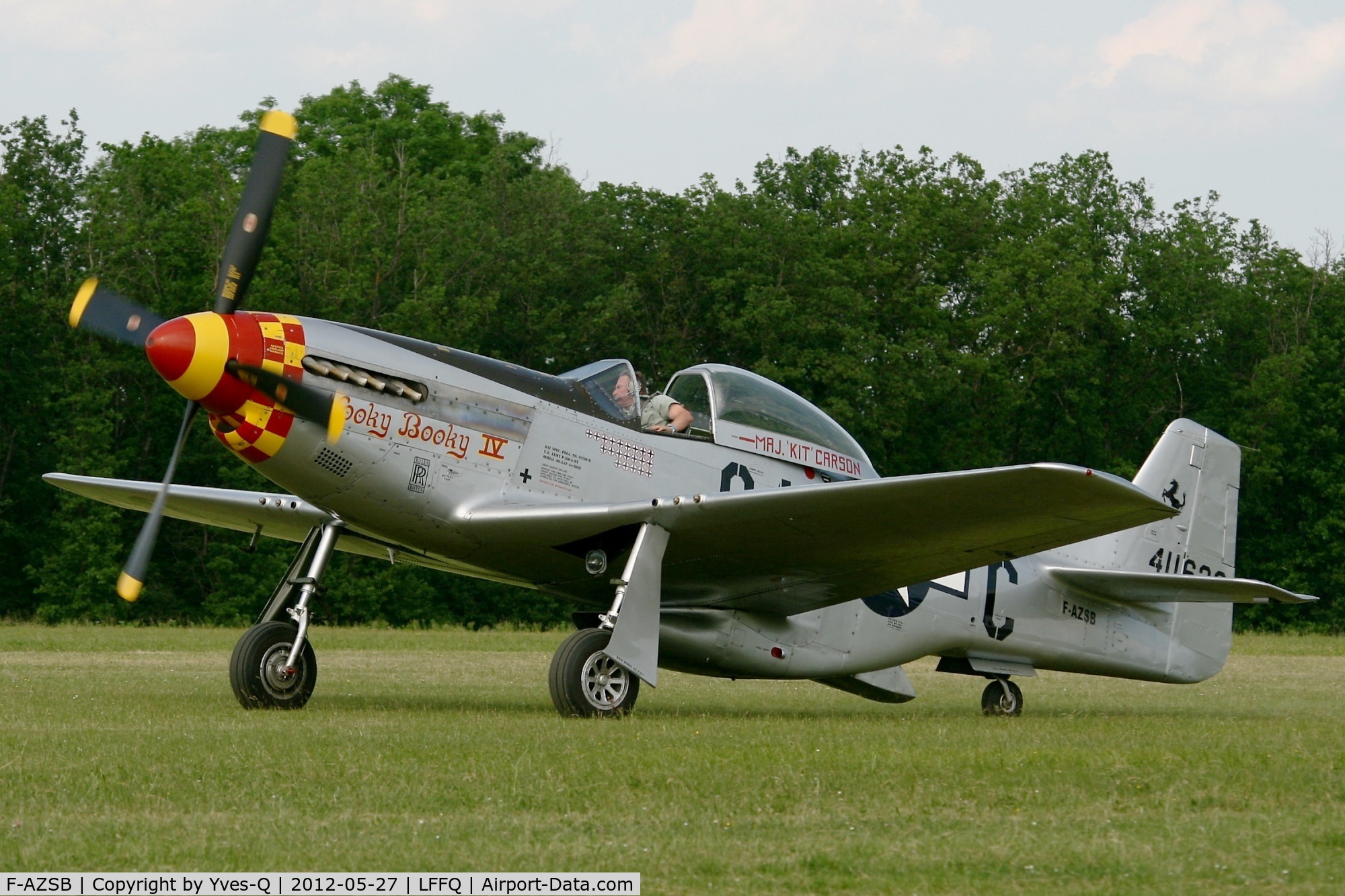 F-AZSB, 1944 North American P-51D Mustang C/N 122-40967, North American P-51D Mustang, La Ferté-Alais Airfield (LFFQ) Air Show (Le Temps Des Hélices) in may 2012