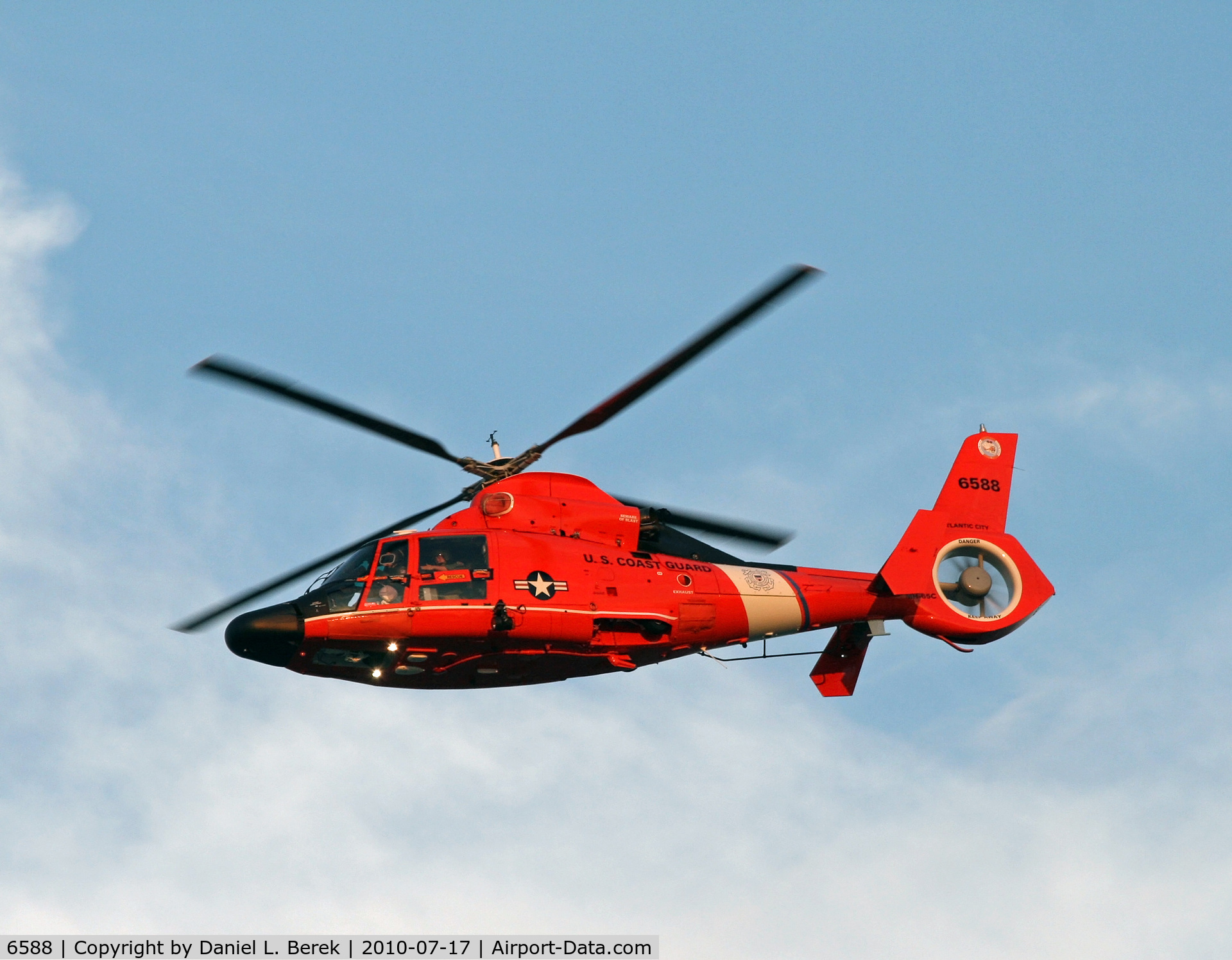 6588, Aérospatiale HH-65C Dauphin C/N 6288, This USCG helicopter dispatched to find a missing person who drowned after falling off a jetty at Point Pleasant Beach, NJ