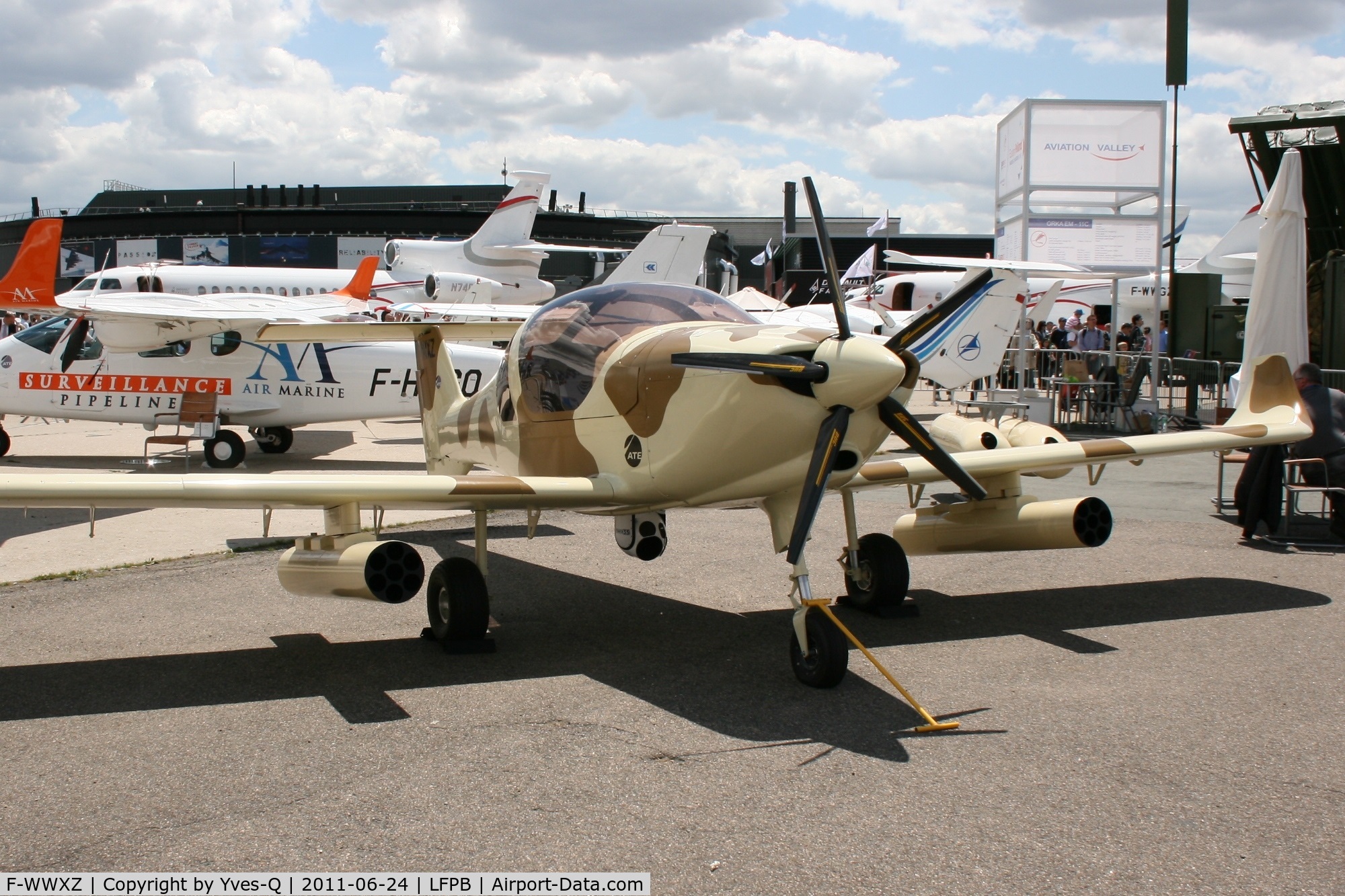 F-WWXZ, Dyn'Aero Pulsatrix C/N 001, Dyn'Aero Pulsatrix MCR R-180, Static Display, Paris Le Bourget (LFPB-LBG) Air Show 2011
