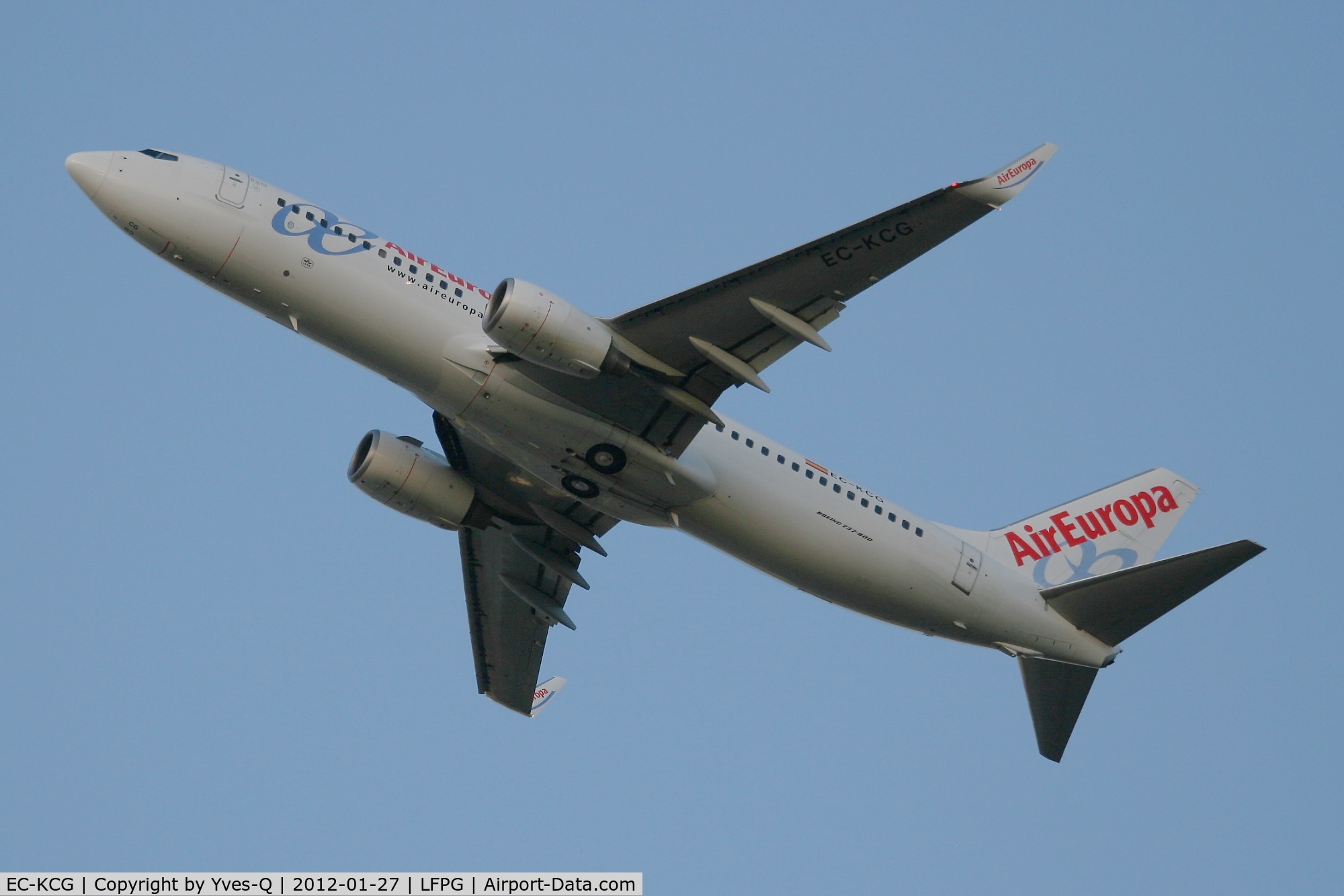 EC-KCG, 2007 Boeing 737-85P C/N 33981, Boing 737-85P, Take off Rwy 26R, Roissy Charles De Gaulle Airport (LFPG-CDG)