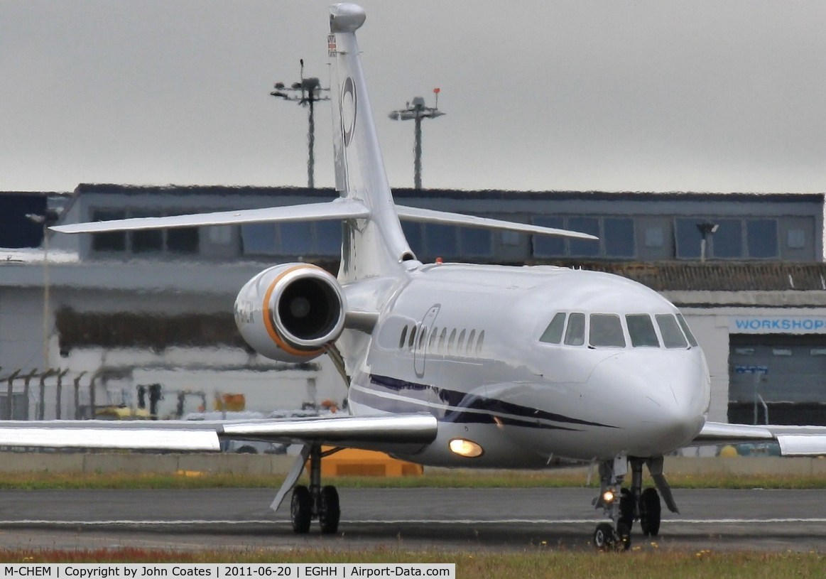 M-CHEM, 2007 Dassault Falcon 2000EX C/N 128, Vacating 08 on arrival