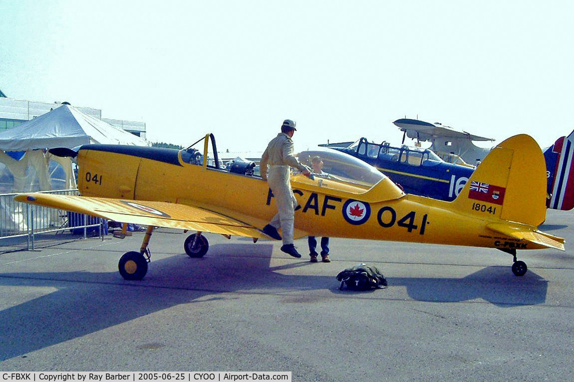 C-FBXK, 1956 De Havilland Canada DHC-1B-2-S5 Chipmunk Mk2 C/N 179-217, De Havilland Canada DHC-1B Chipmunk [179/217] Oshawa~C 25/06/2005