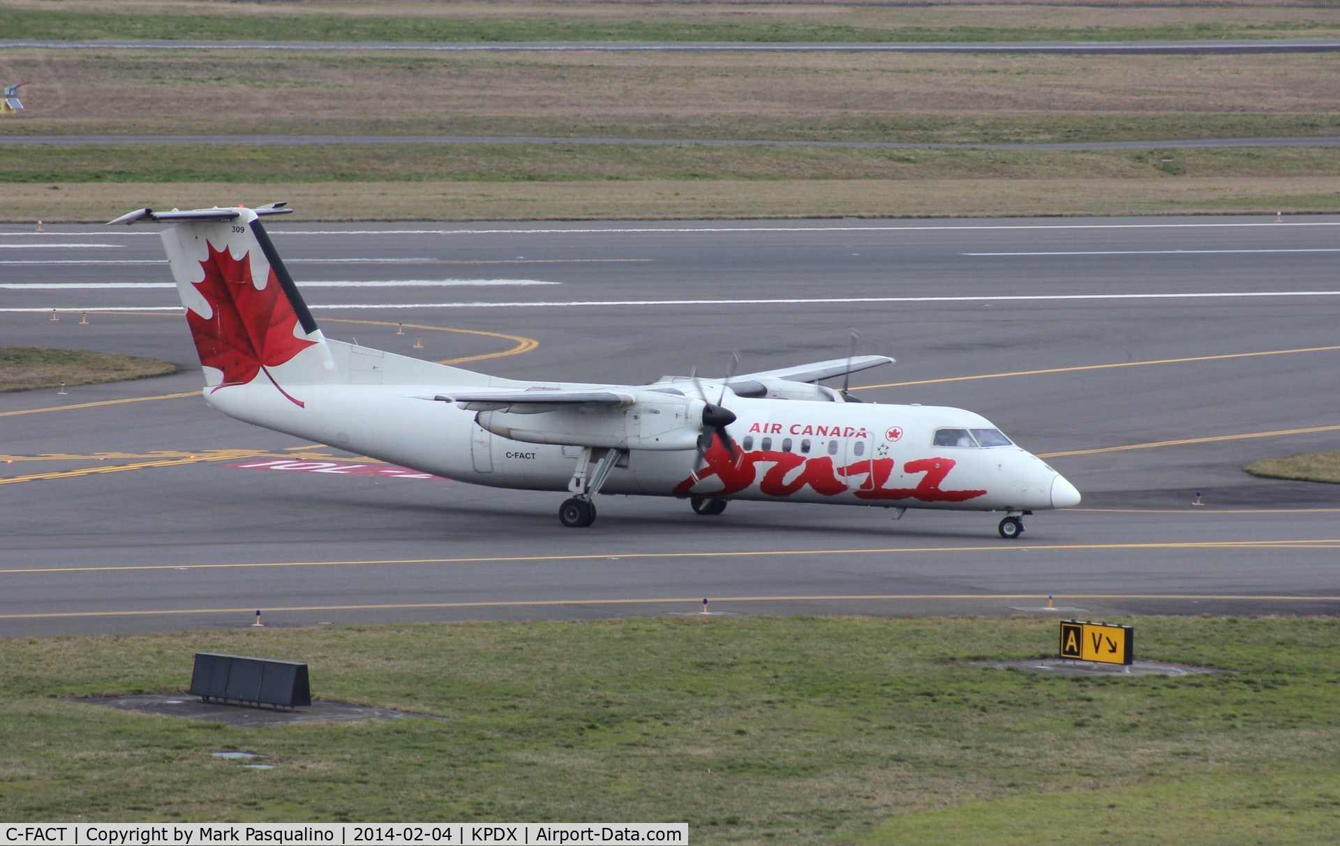 C-FACT, 1991 De Havilland Canada DHC-8-311 Dash 8 C/N 262, DHC-8-300