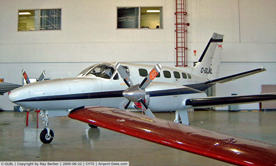 C-GLBL, 1982 Cessna 441 Conquest II C/N 441-0250, Cessna 441 Conquest II [441-0250] Toronto-City Centre Airport~C 22/06/2005