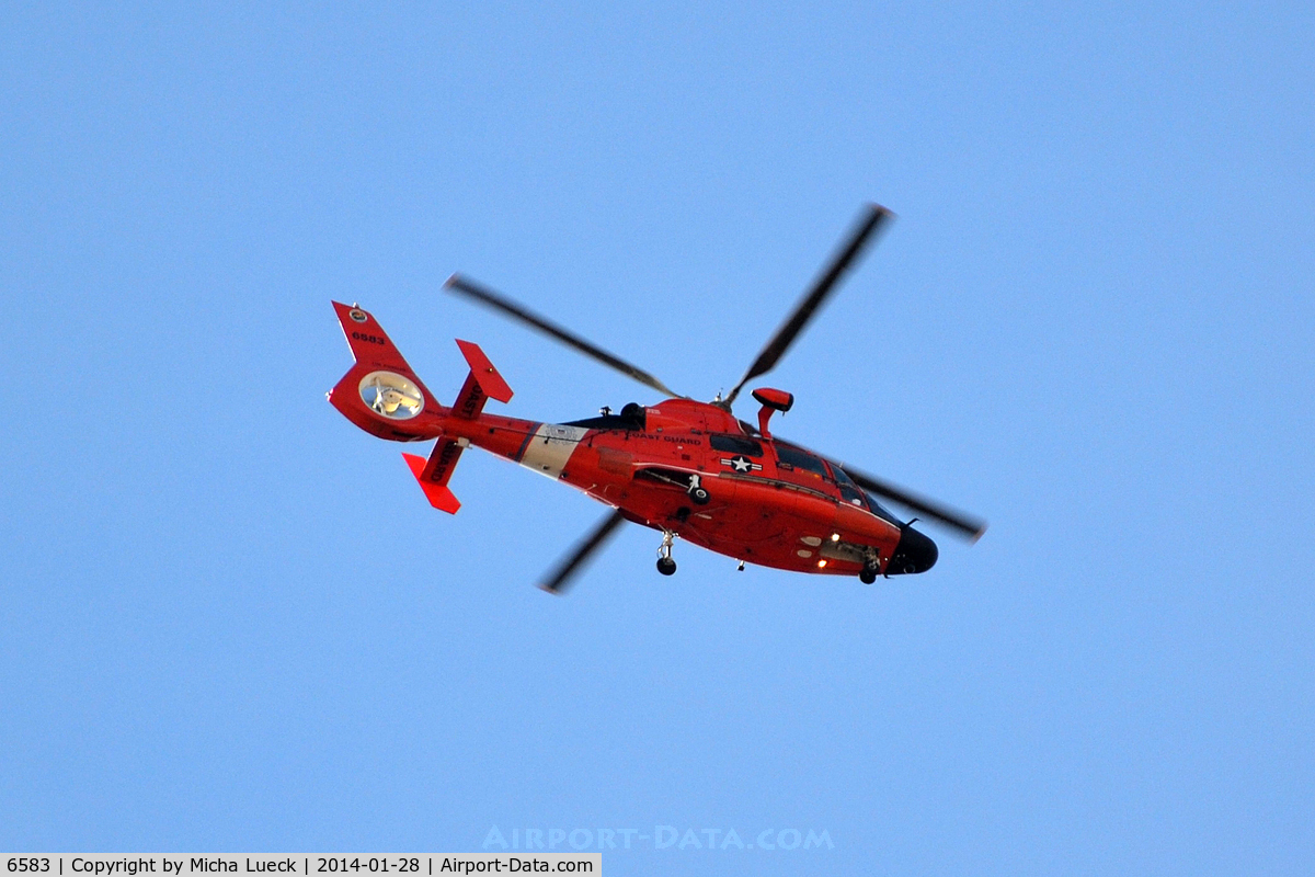 6583, Aérospatiale HH-65A Dolphin C/N 6281, Overflying Santa Monica Mountains