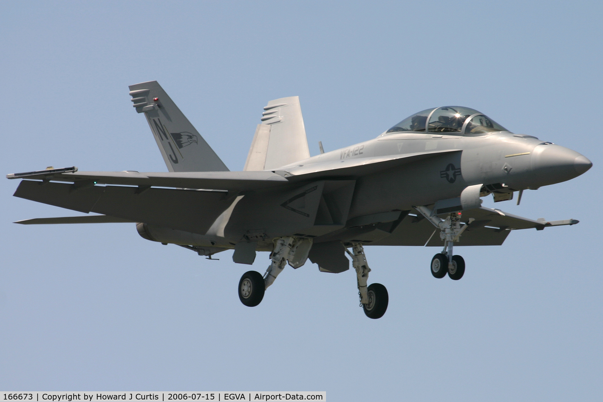 166673, Boeing F/A-18F Super Hornet C/N F151, RIAT 2006. VFA-122, US Navy.