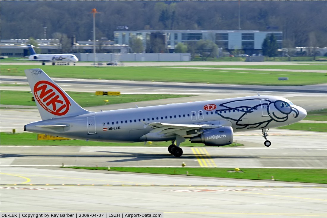 OE-LEK, 2007 Airbus A319-112 C/N 3019, Airbus A319-132 [3019] (flyniki) Zurich~HB 07/04/2009