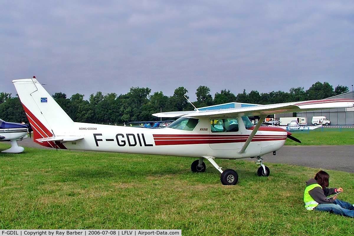 F-GDIL, 1981 Reims F152 C/N 1828, R/Cessna F.152 [1828] Vichy~F 08/07/2006