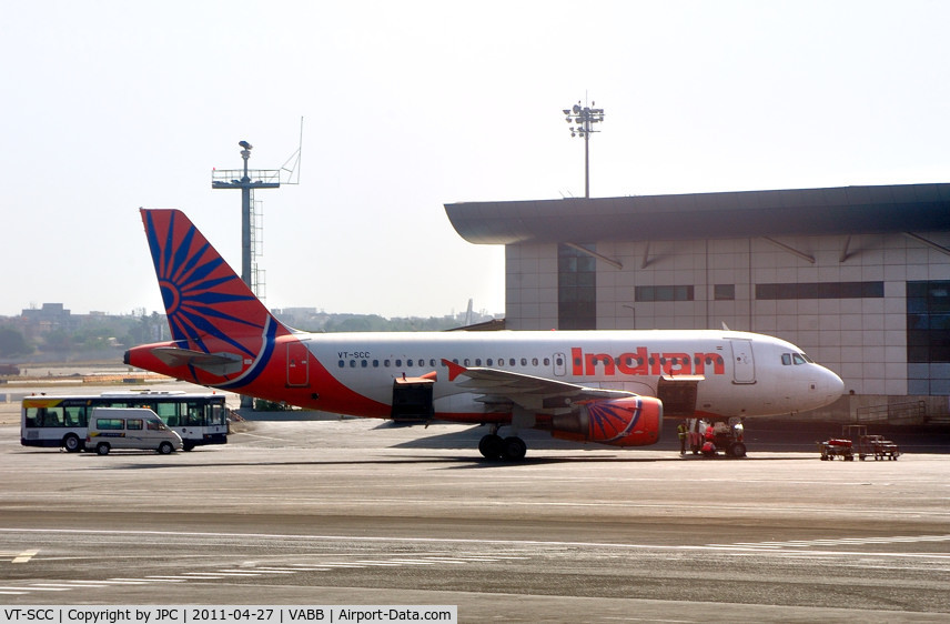 VT-SCC, 2005 Airbus A319-112 C/N 2629, Last IA Livery? After merge with Air India