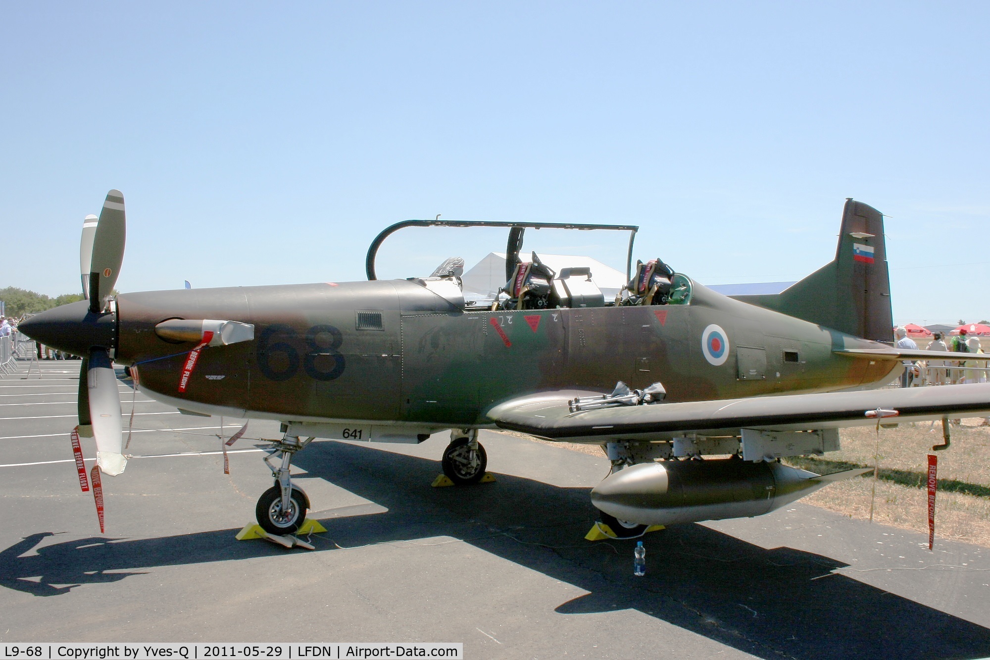 L9-68, Pilatus PC-9M Hudournik C/N 641, Slovenian Air Force Pilatus PC-9M, Static display, Rochefort-St Agnant Air Base 721 (LFDN-RCO) Open day 2011