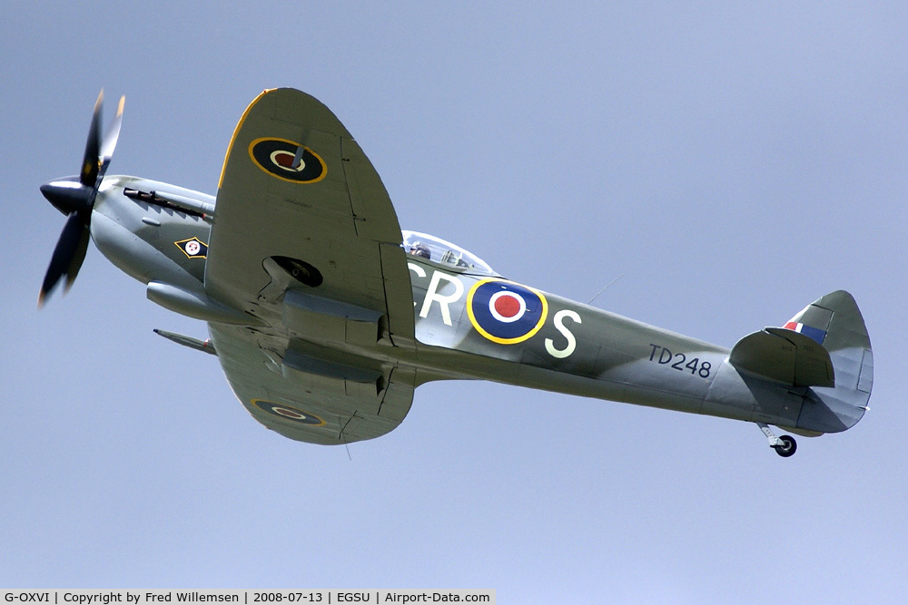 G-OXVI, 1945 Supermarine 361 Spitfire LF.XVIe C/N CBAF.IX.4262, Flying Legends