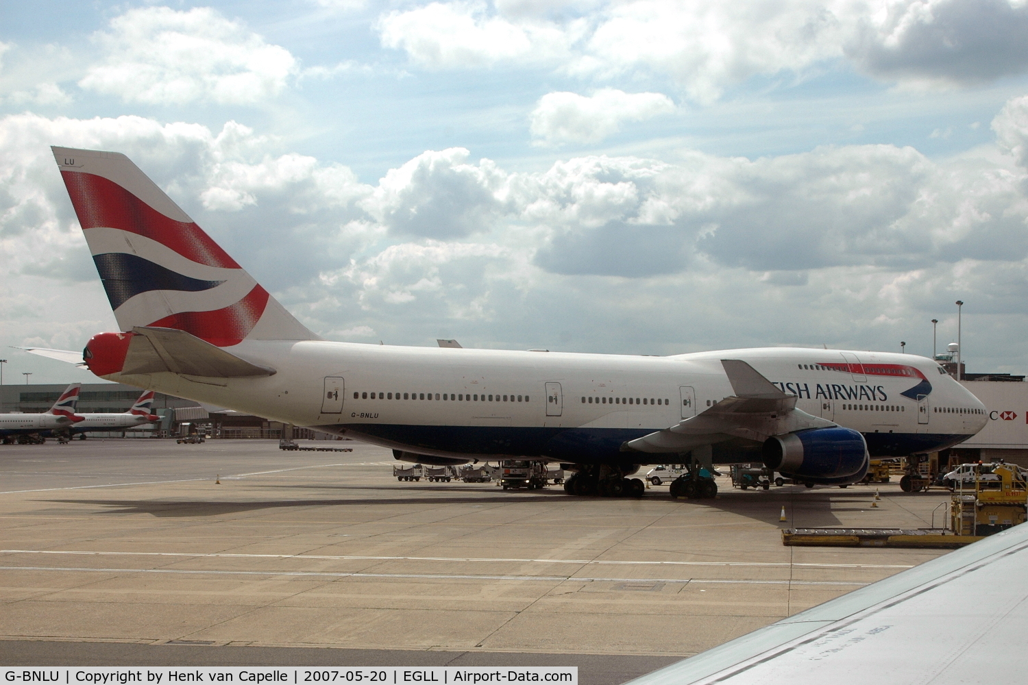 G-BNLU, 1992 Boeing 747-436 C/N 25406, British Airways 747-400 at the gate London Heathrow airport.
