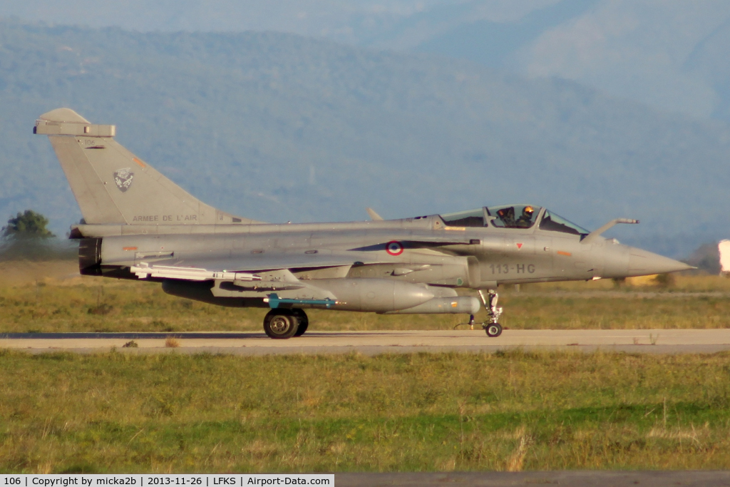 106, Dassault Rafale C C/N 106, Taxiing