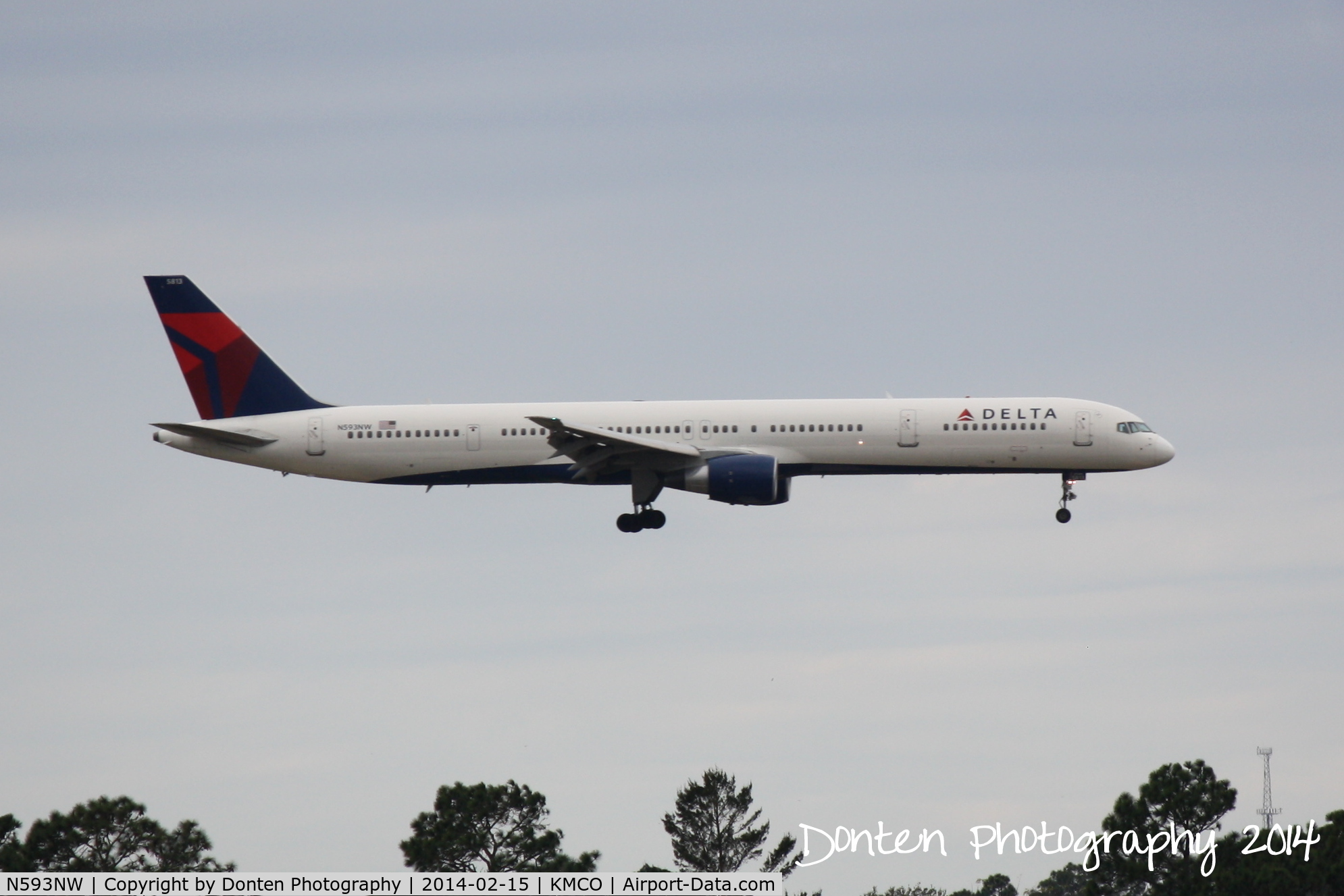 N593NW, 2003 Boeing 757-351 C/N 32993, Delta Flight 1451 (N593NW) arrives at Orlando International Airport following a flight from Detro Metro-Wayne County Airport