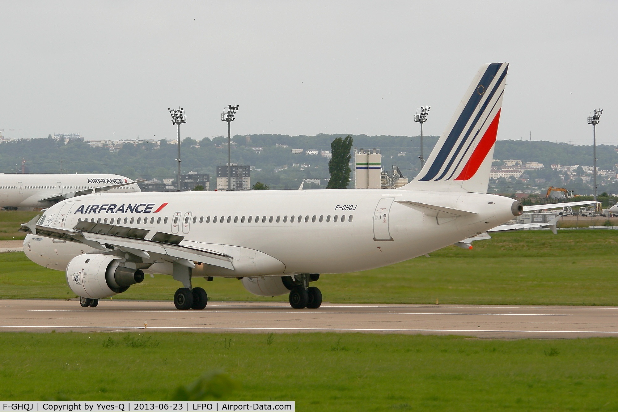 F-GHQJ, 1991 Airbus A320-211 C/N 0214, Airbus A320-211, Taxiing after Landing Rwy 26, Paris-Orly Airport (LFPO-ORY)