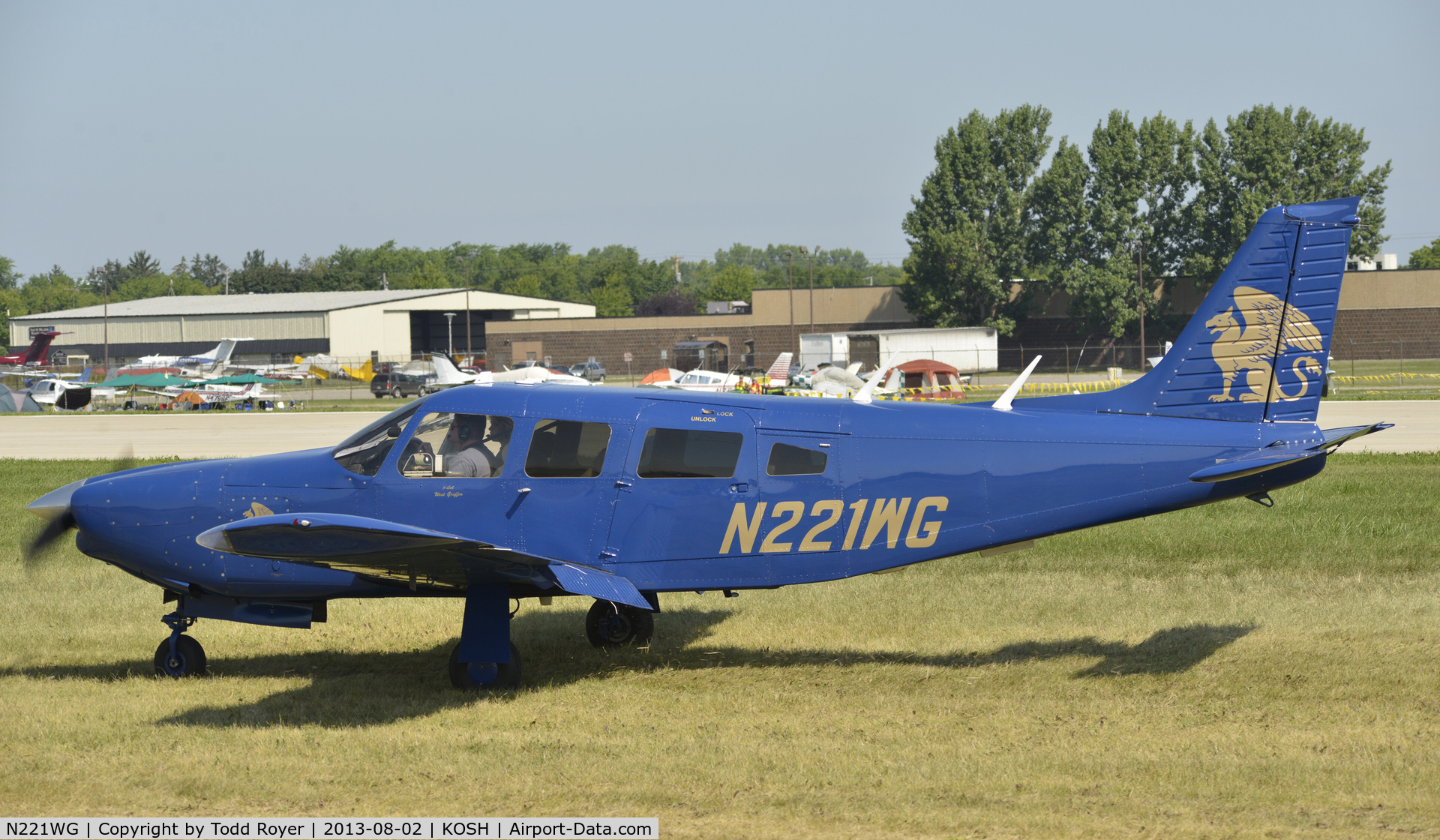 N221WG, 1976 Piper PA-32R-300 Cherokee Lance C/N 32R-7680478, Airventure 2013