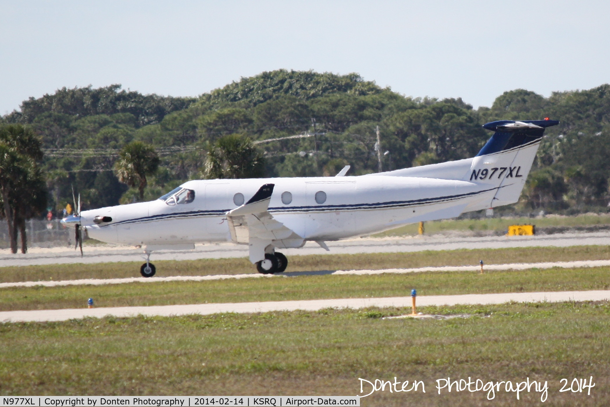 N977XL, 1997 Pilatus PC-12/45 C/N 189, Pilatus PC-12 (N977XL) arrives at Sarasota-Bradenton International Airport following a flight from Page Field Airport