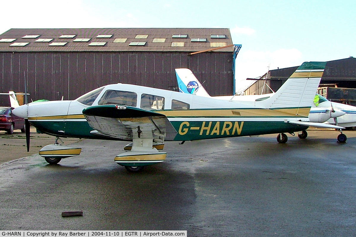 G-HARN, 1982 Piper PA-28-181 Cherokee Archer II C/N 28-8290108, Piper PA-28-181 Archer II [28-8290108] Elstree~G 10/11/2004