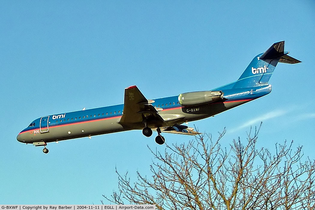 G-BXWF, 1991 Fokker 100 (F-28-0100) C/N 11328, Fokker F-100 [11328] (British Midland Airways) Heathrow~G 11/11/2004