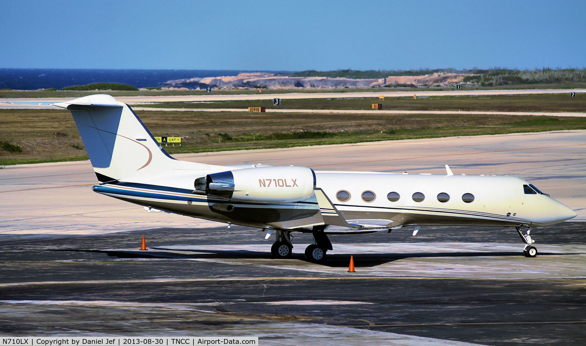 N710LX, 1996 Gulfstream Aerospace G-IV SP C/N 1297, N710LX