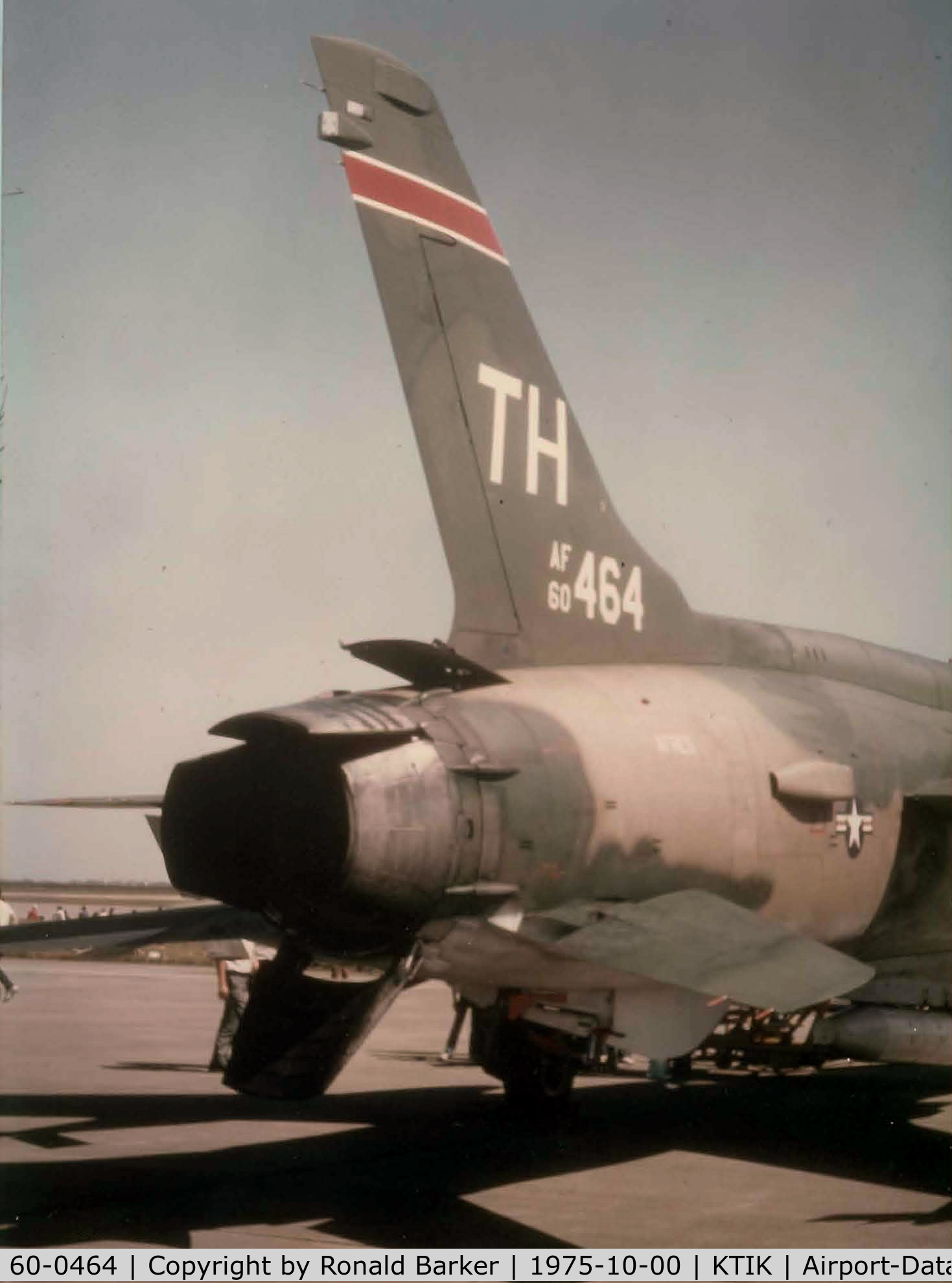 60-0464, 1960 Republic F-105D Thunderchief C/N D152, 465 TFS Tinker AFB