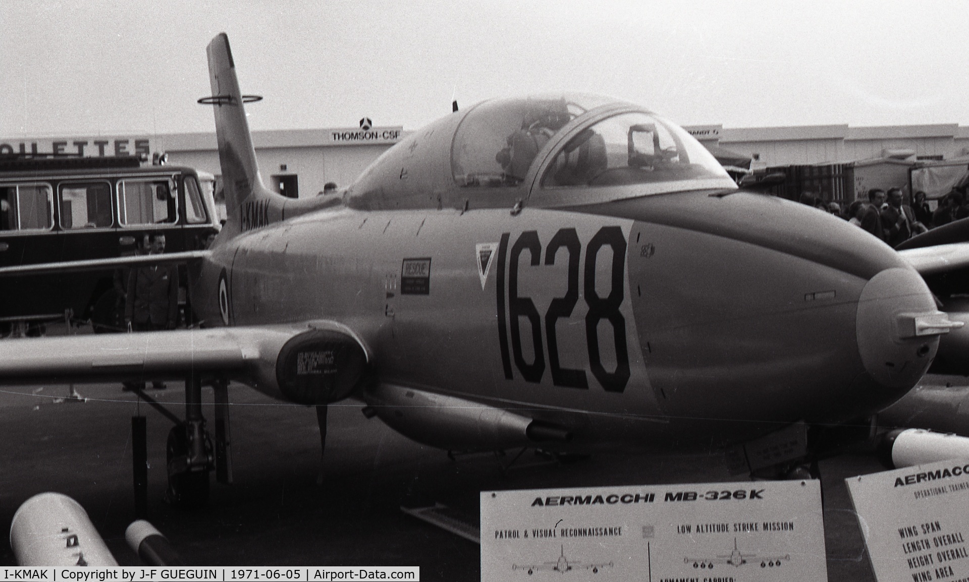 I-KMAK, Aermacchi MB-326K C/N 6478/219, At Paris-Le Bourget Airshow 1971
