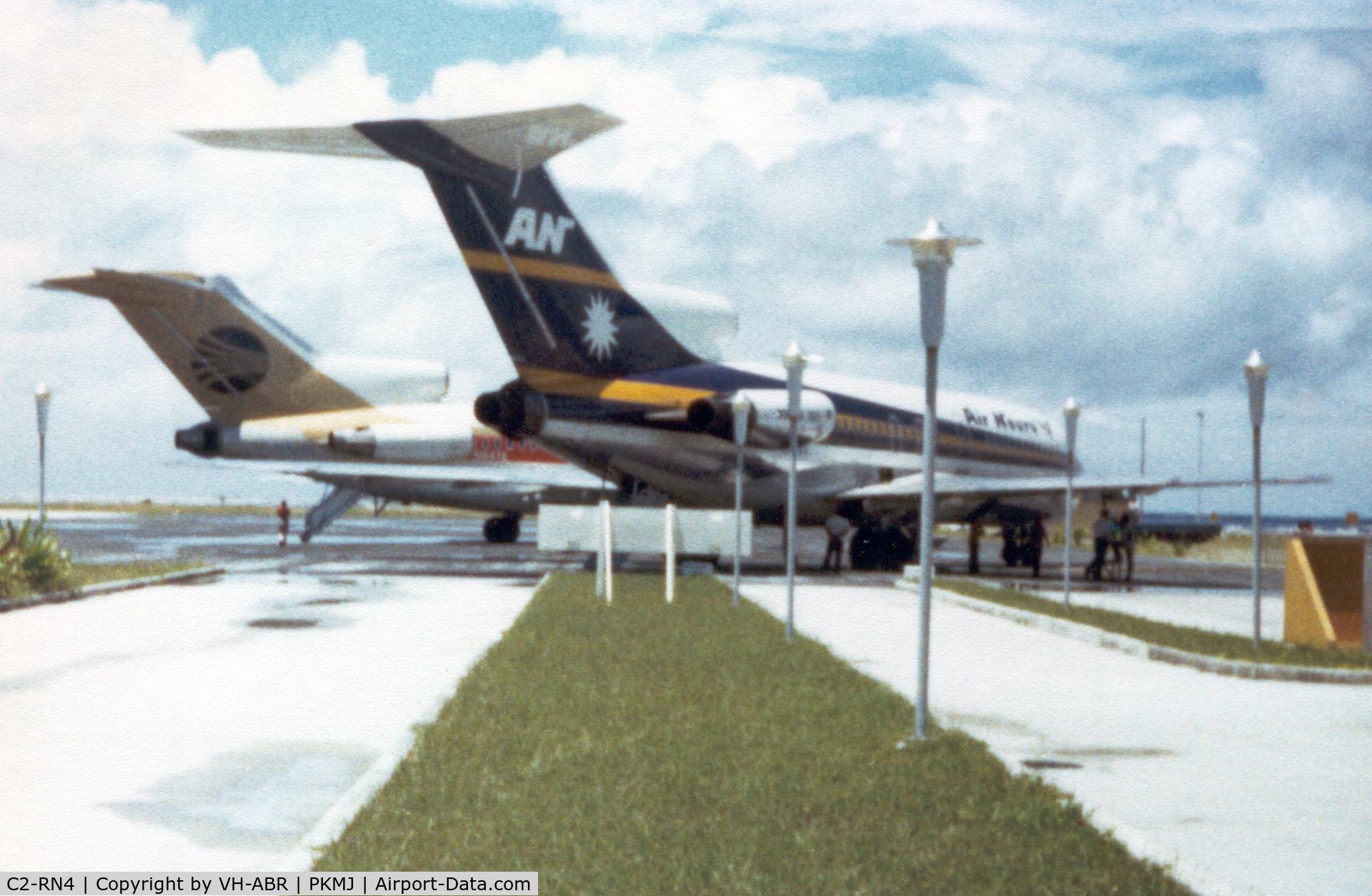 C2-RN4, 1970 Boeing 727-77QC C/N 20370, Continental 727 in the background