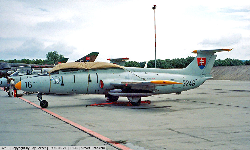 3246, Aero L-29 Delfin C/N 993246, Aero Vodochody L-29 Delfin [993246] (Slovak Air Force) Malacky~OM 21/06/1996