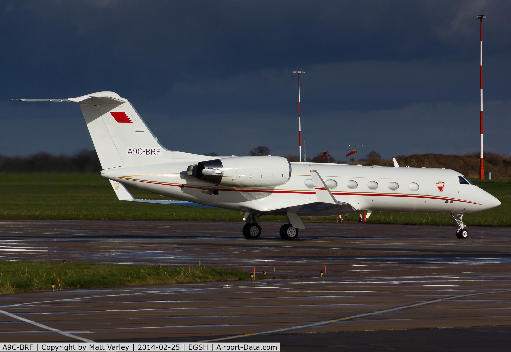 A9C-BRF, 1998 Gulfstream Aerospace Gulfstream IVSP C/N 1353, Arriving at NWI for spray by Air Livery (Ex A9C-BAH)