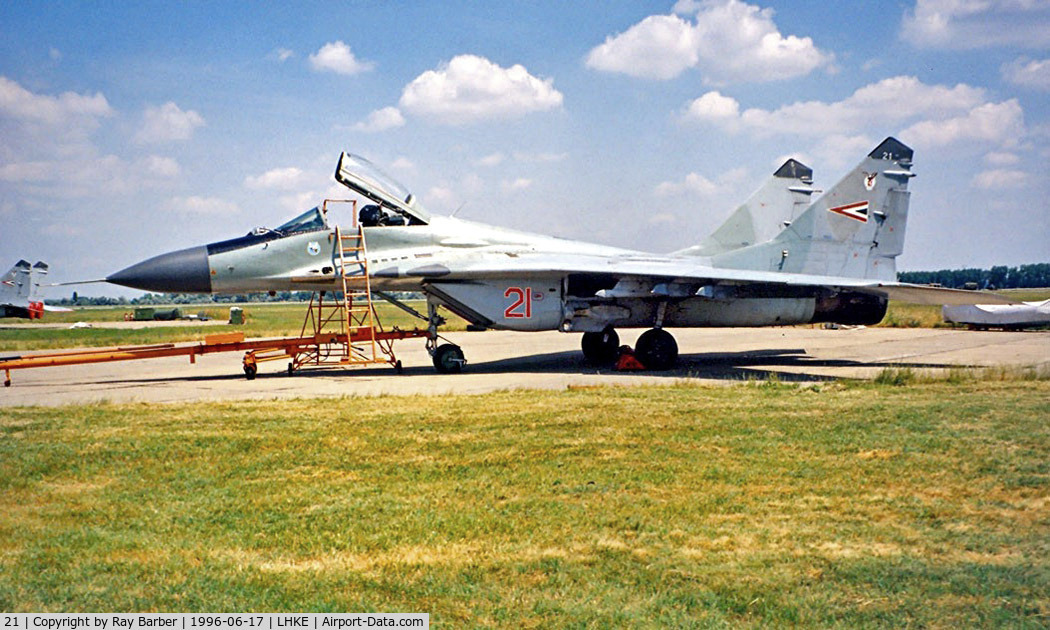 21, Mikoyan-Gurevich MiG-29 C/N 2960535192, Mikoyan-Gurevich MiG-29 Fulcrum [2960535192] (Hungarian Air Force) Kecskemet~HA 17/06/1996