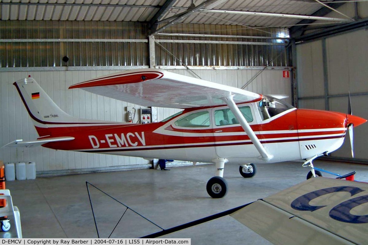 D-EMCV, Cessna 182P Skylane C/N 18263396, Cessna 182P Skylane [182-63396] Bologna-Ozzano del Emiglia~I 16/07/2004