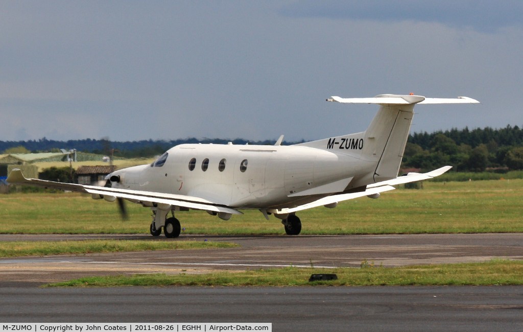 M-ZUMO, 2006 Pilatus PC-12/47 C/N 732, Taxiing to depart