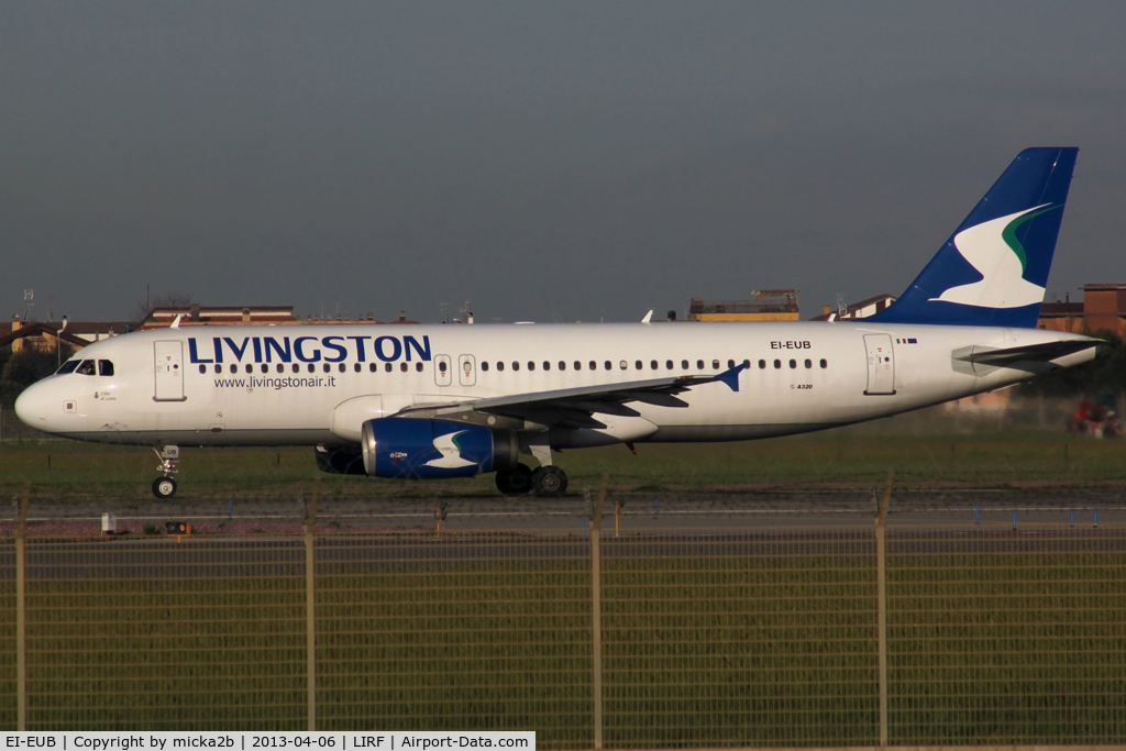 EI-EUB, 2003 Airbus A320-232 C/N 1998, Take off