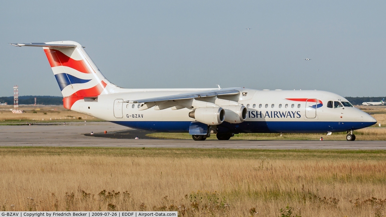 G-BZAV, 1998 British Aerospace Avro 146-RJ100 C/N E3331, departure via RW18W