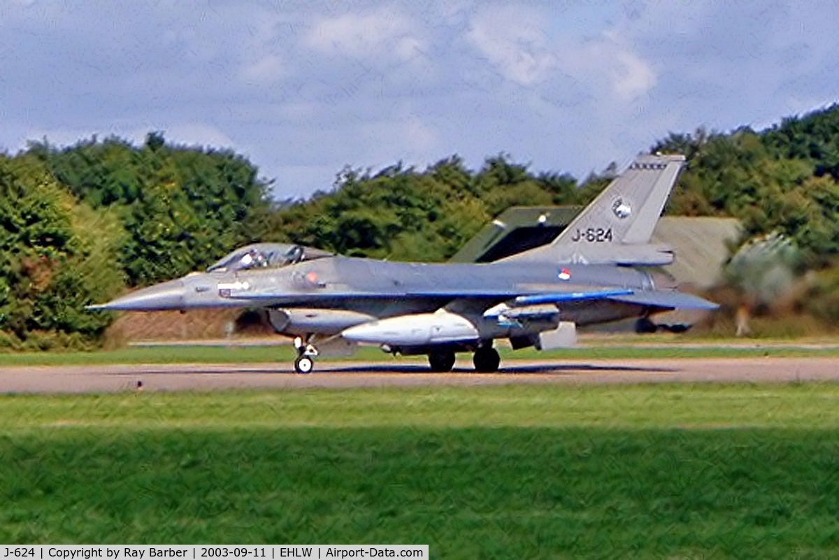 J-624, Fokker F-16A Fighting Falcon C/N 6D-56, General Dynamics F-16AM Fighting Falcon [6D-56] (Royal Netherlands Air Force) Leeuwarden~PH 11/09/2003