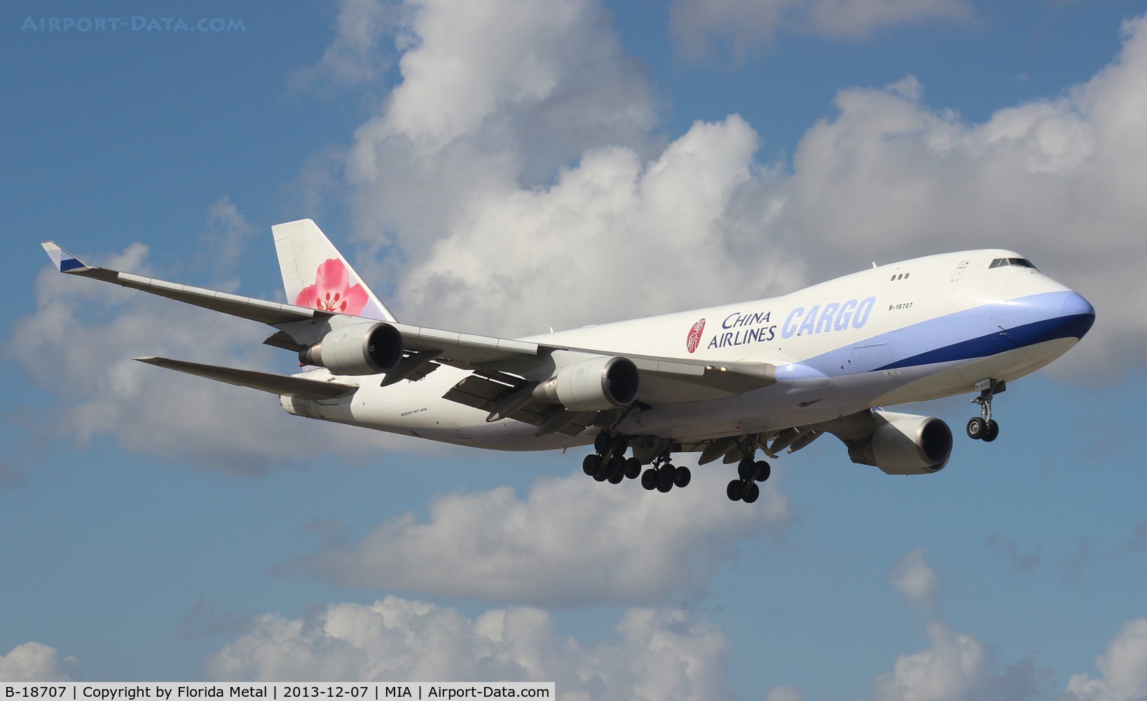 B-18707, 2001 Boeing 747-409F/SCD C/N 30764, China Cargo 747-400