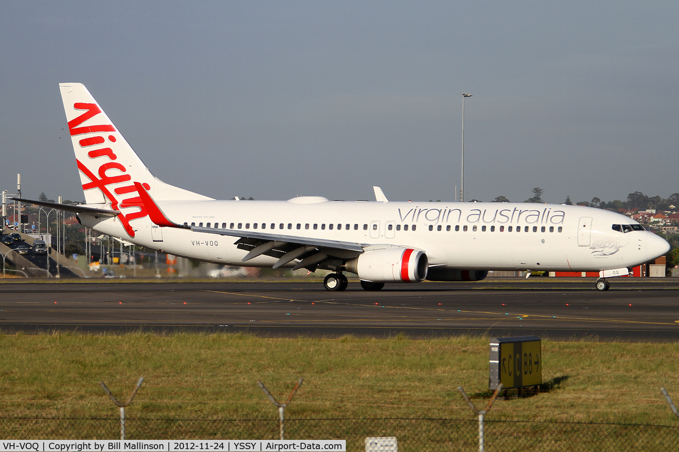 VH-VOQ, 2003 Boeing 737-8FE C/N 33798, taxiing from 34R