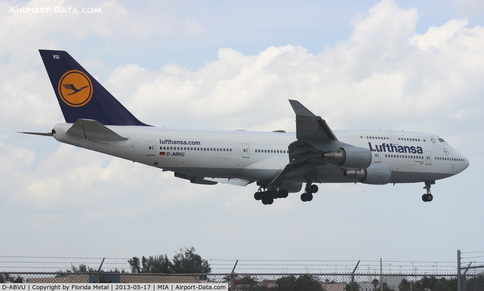 D-ABVU, 1998 Boeing 747-430 C/N 29492, Lufthansa 747-400